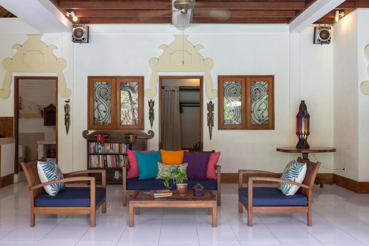 Villa Poppy Seminyak Buitenkant foto