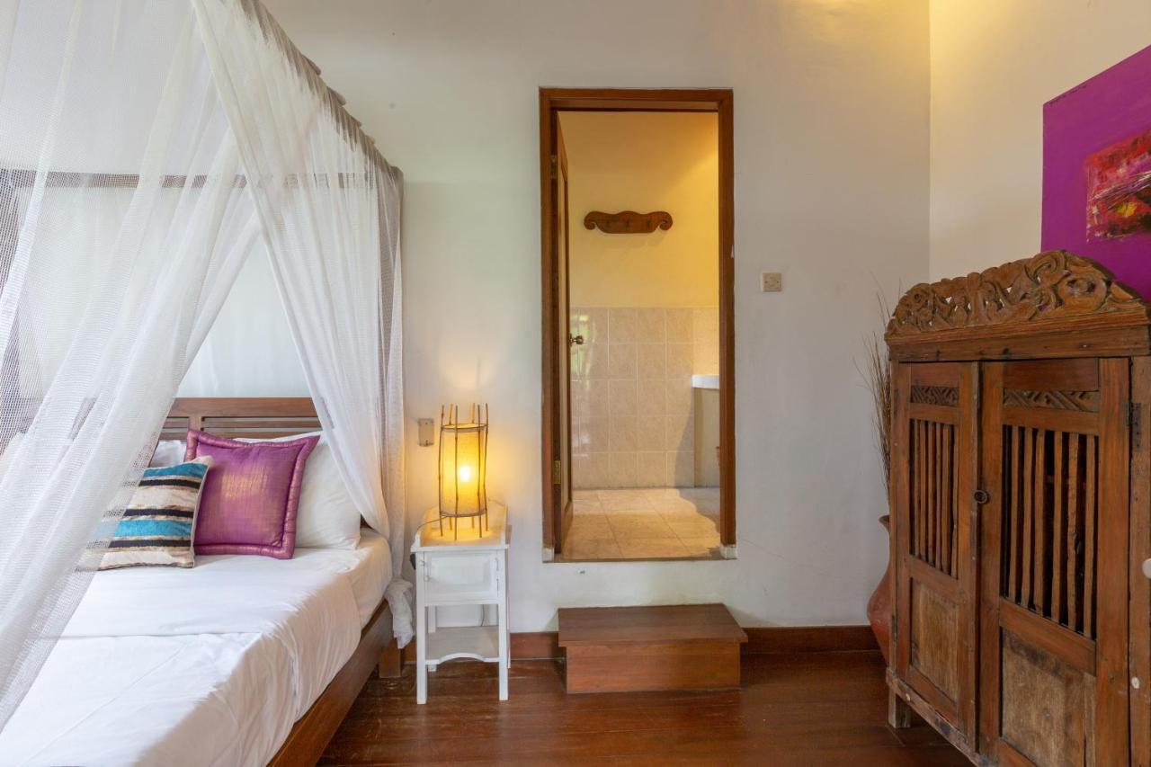 Villa Poppy Seminyak Buitenkant foto